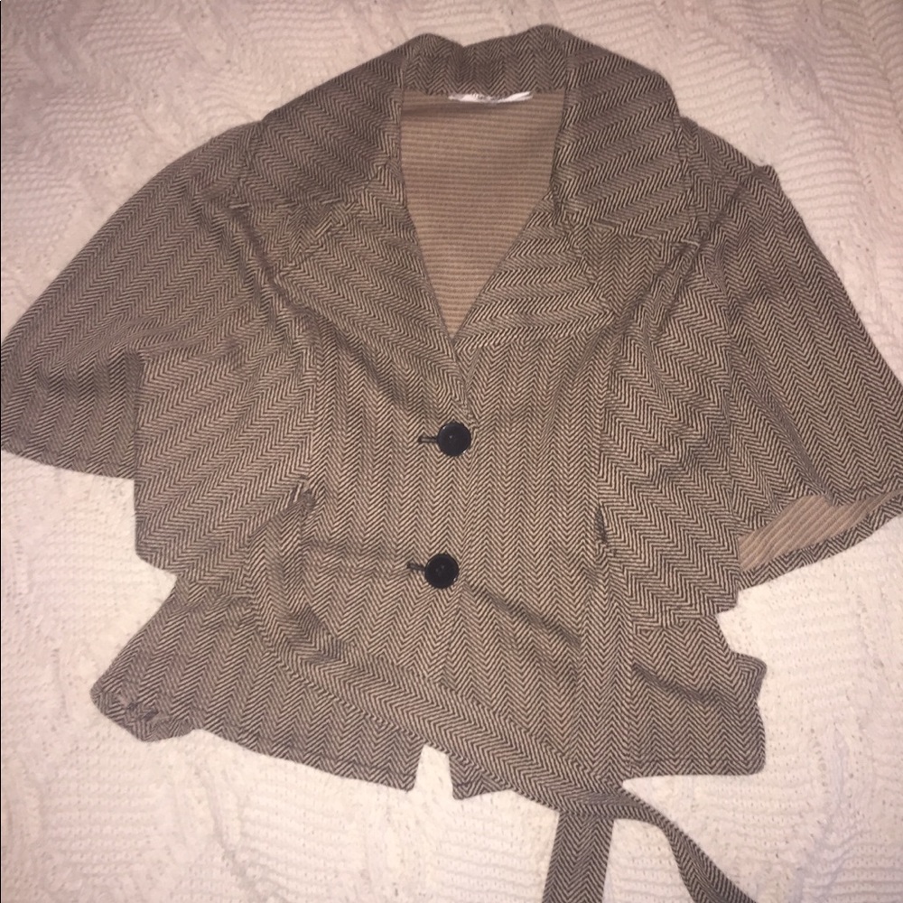 Blazer/cape tie jacket